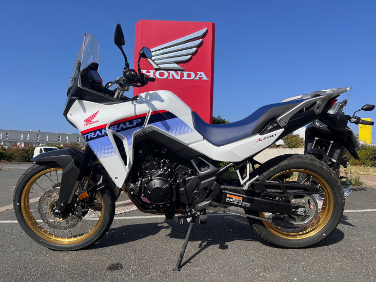 HONDA XL750 TRANSALP A2 - PUILBOREAU