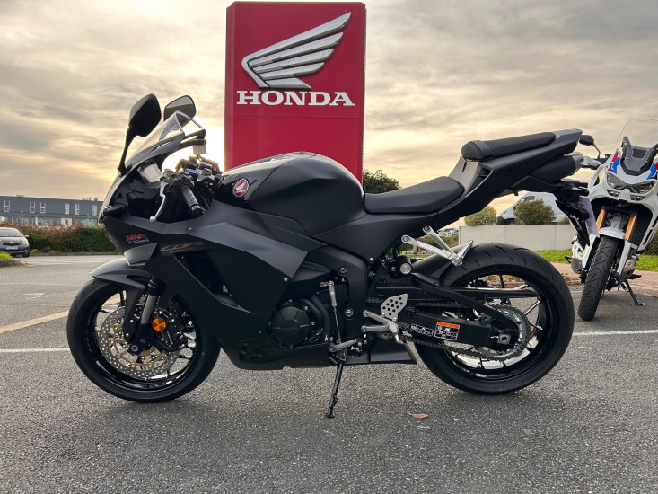 HONDA CBR600RR - PUILBOREAU