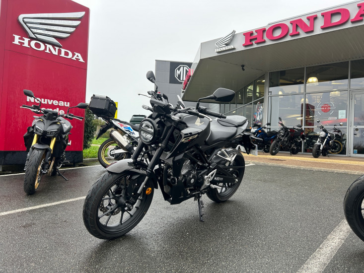 CB 125 R - PUILBOREAU