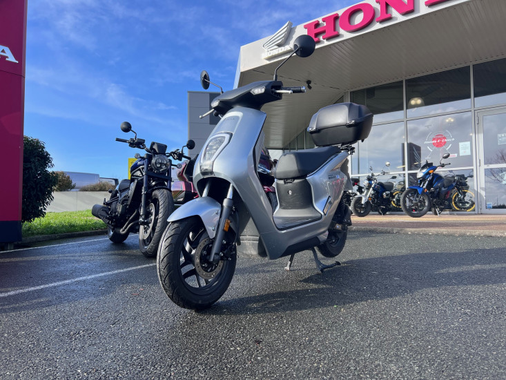 HONDA EM1 E - PUILBOREAU