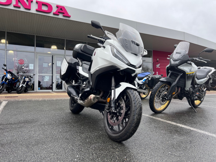 HONDA NT1100 DCT - PUILBOREAU