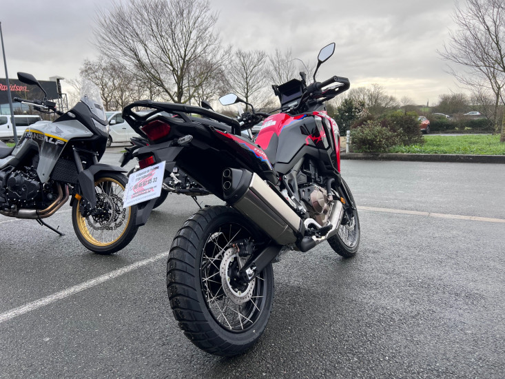 HONDA CRF1100 AFRICA TWIN - PUILBOREAU