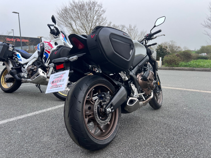 HONDA CB650R E-CLUTCH A2 - PUILBOREAU