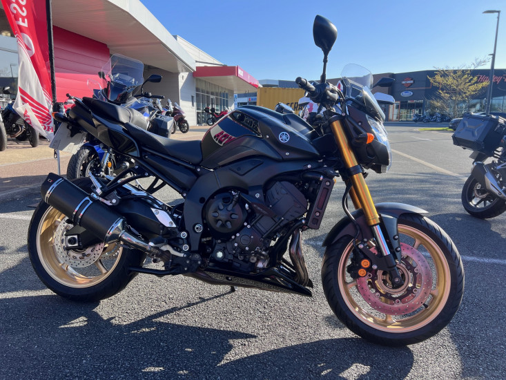 YAMAHA FZ8 - PUILBOREAU